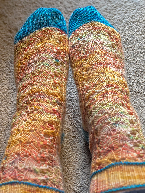 Bush Blossom Socks