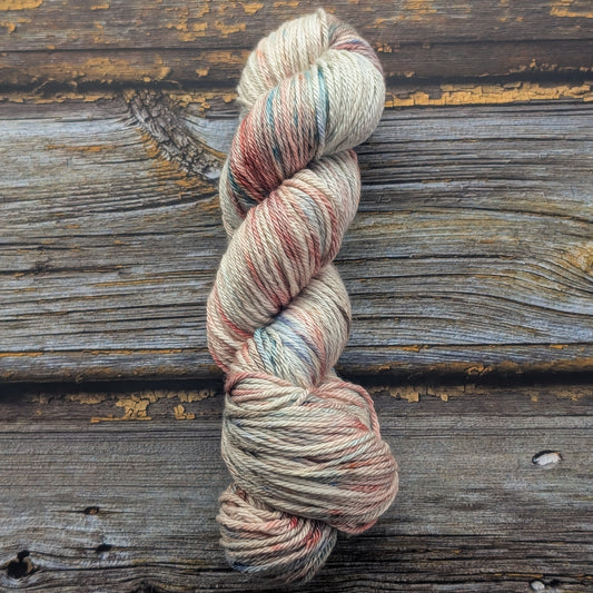 Weathered Fence – Aurum Merino Silk DK